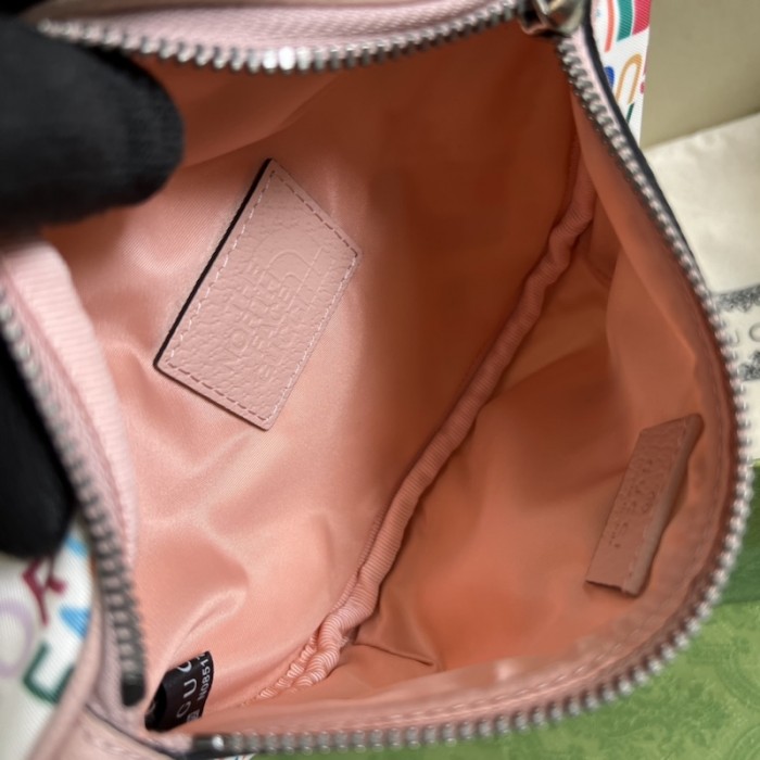 the north face x G*u*i belt bag 650299 white