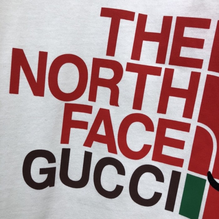 the north face x G*u*i t shirt / black cat white