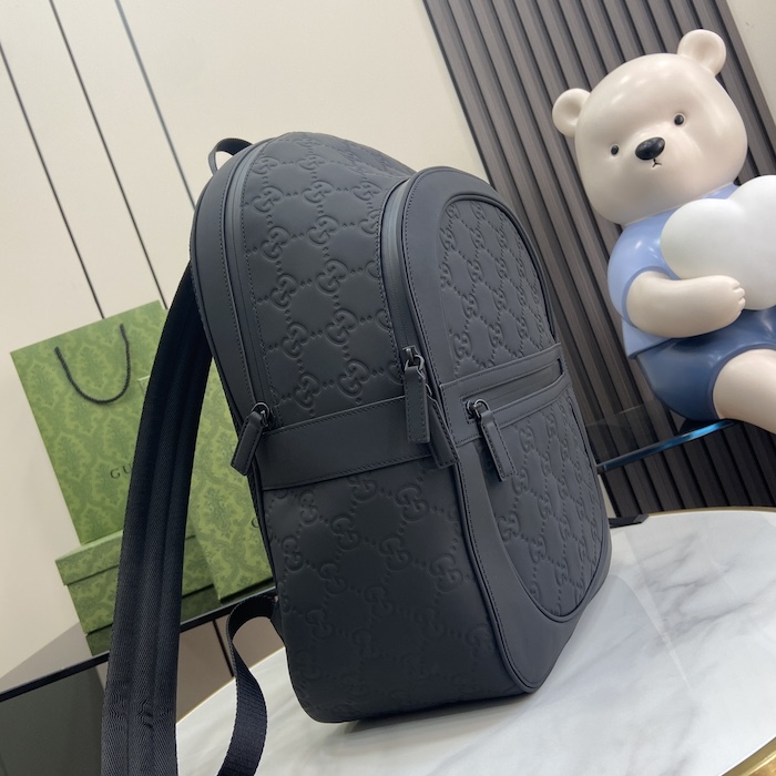 G*u*i black gg rubber-effect leather backpack ‎771280