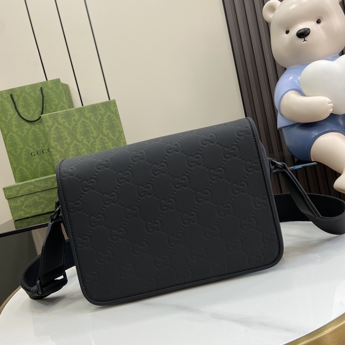 G*u*i black gg rubber-effect leather gg crossbody bag ‎775097