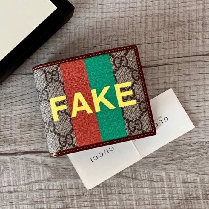 G*u*i ''fake/not'' print billfold wallet ‎636166
