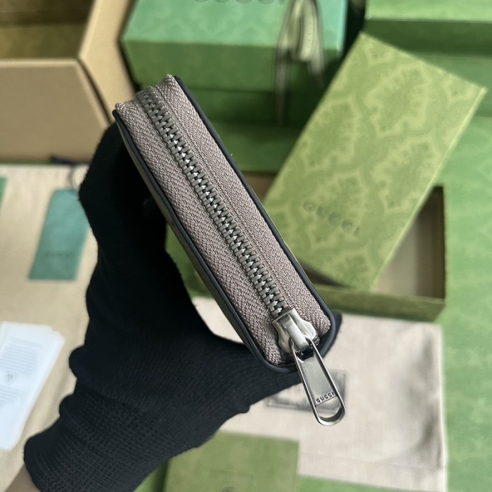 G*u*i jumbo gg continental wallet taupe 739484