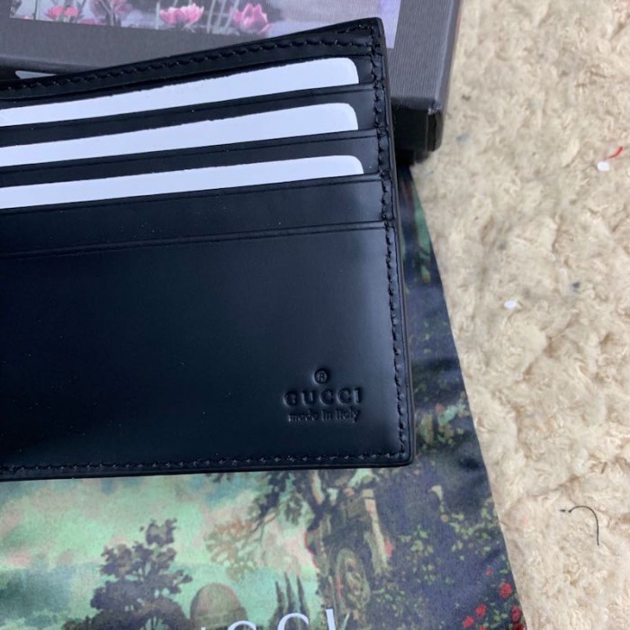 G*u*i signature leather wallet black