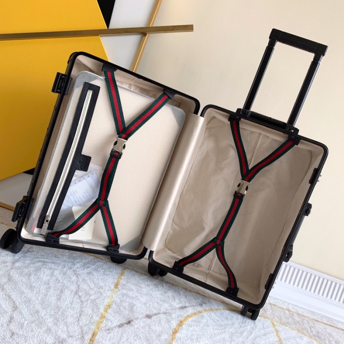 G*u*i globe-trotter black gg canvas luggage