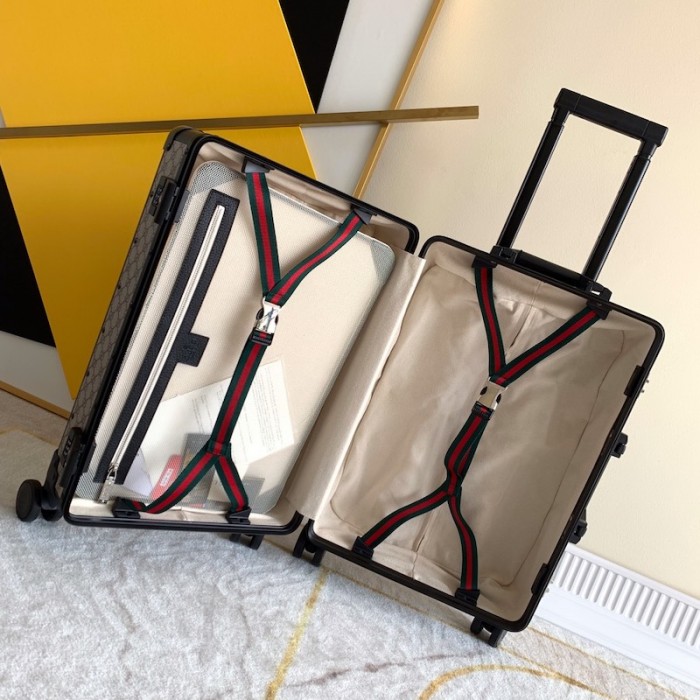G*u*i globe-trotter beige gg canvas luggage