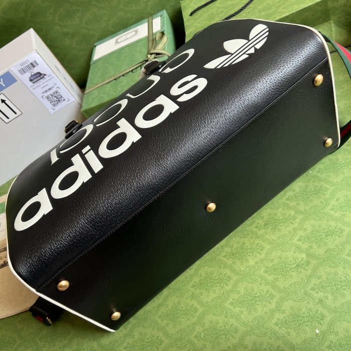 Ad*s x g*u*i large duffle bag 702422 black