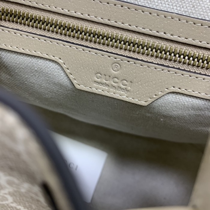 G*u*i backpack with interlocking g 674147 beige