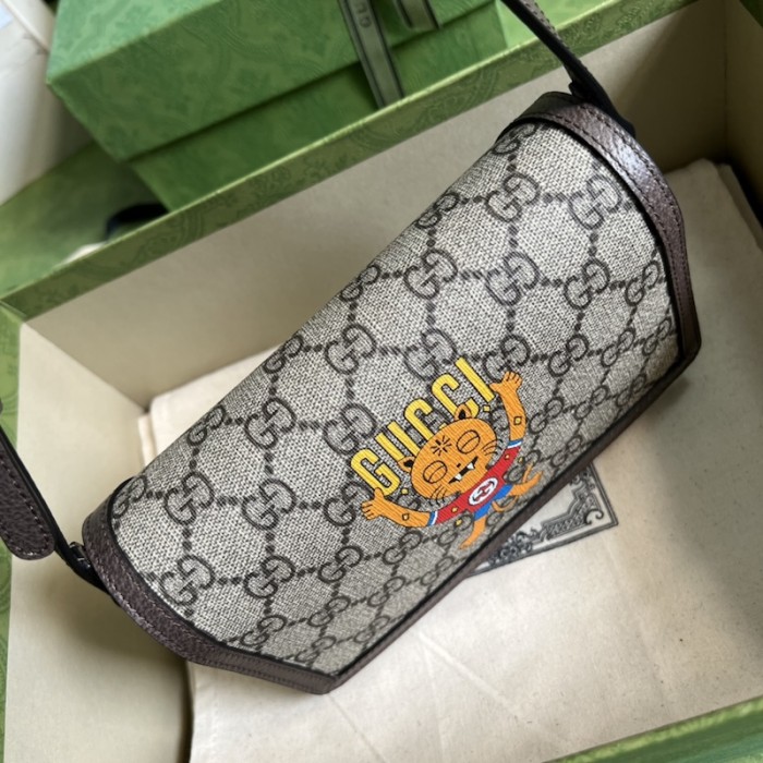 G*u*i cat print mini bag ‎700733