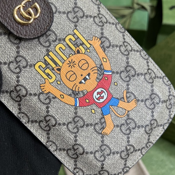 G*u*i cat print phone case 700732