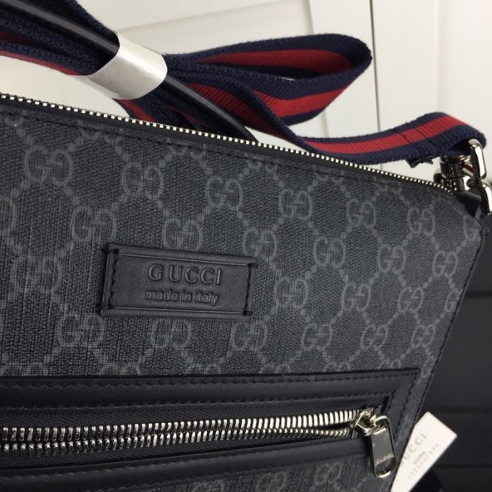 G*u*i gg black messenger bags 474137