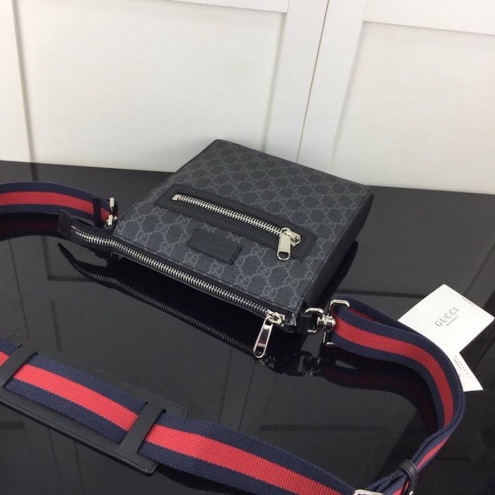 G*u*i gg black small messenger bag 523599