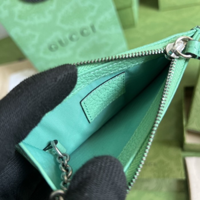G*u*i gg marmont keychain card case ‎701070 green