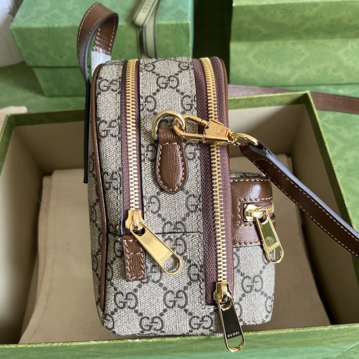 G*u*i multi-function bag with interlocking g ‎725654