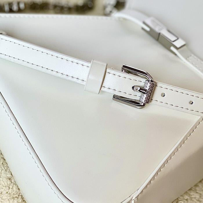 Givenchy Small Cut Out bag in Box leather with chain White