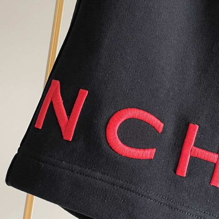Givenchy 4G Embroidered Oversized Short Black/Red