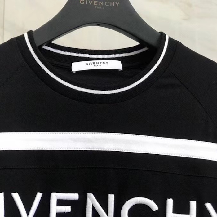 Givenchy Paris 4G Contrasting T shirt Black Color