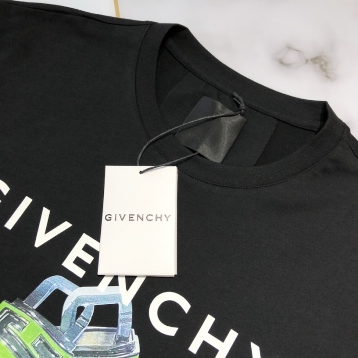 Givenchy 4G Lock slim fit t-shirt Black