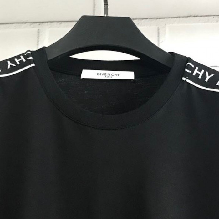 Givenchy Contrasted T shirt Black