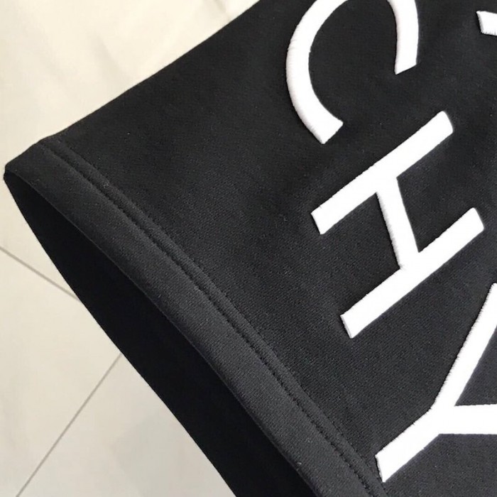 Givenchy Refracted slim fit embroidered short Black