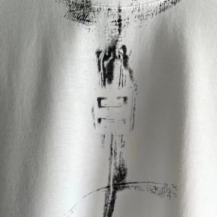 GIVENCHY trompe-l