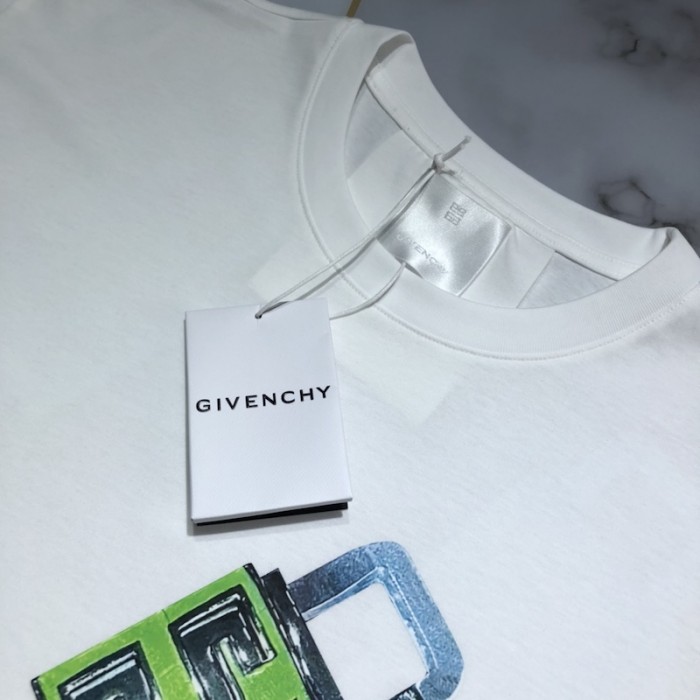 Givenchy 4G Lock oversized t-shirt in jersey White