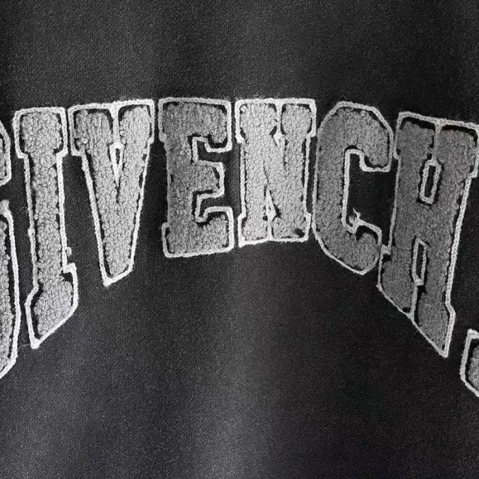 Givenchy Slim fit hoodie in felpa with patch