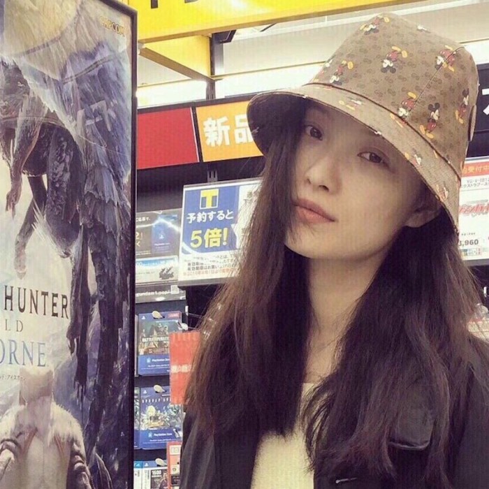 disney x G*u*i bucket hat
