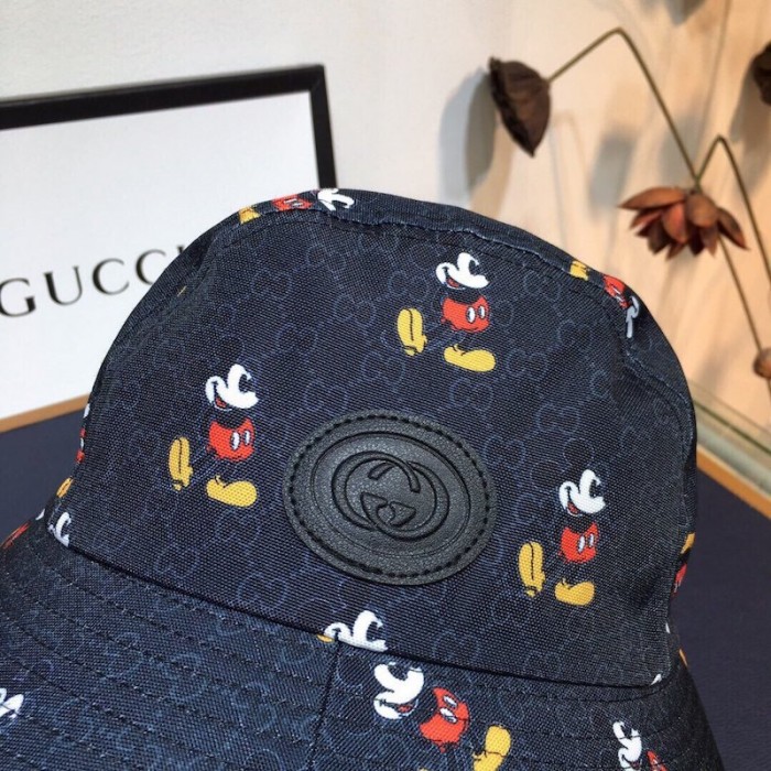disney x G*u*i bucket hat black