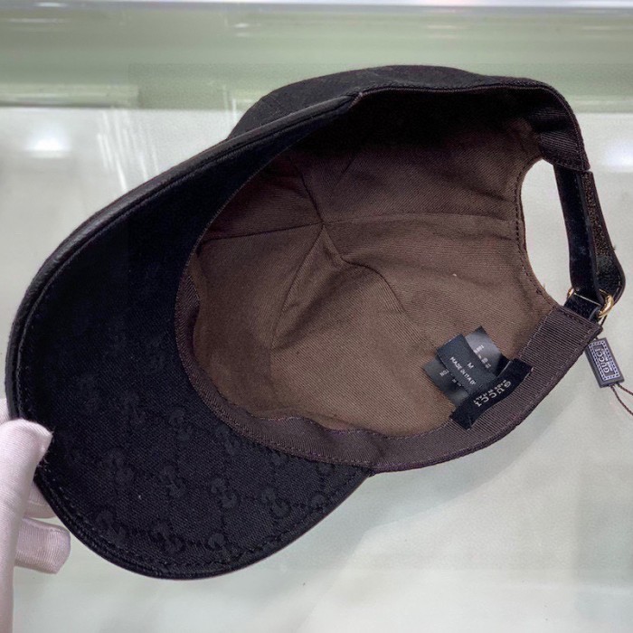 G*u*i gg canvas baseball hat black