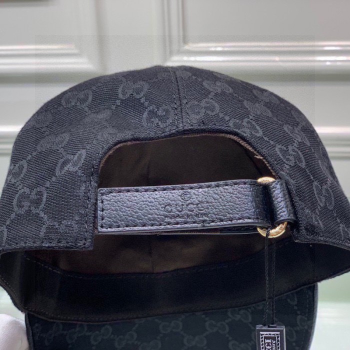 G*u*i gg canvas baseball hat black