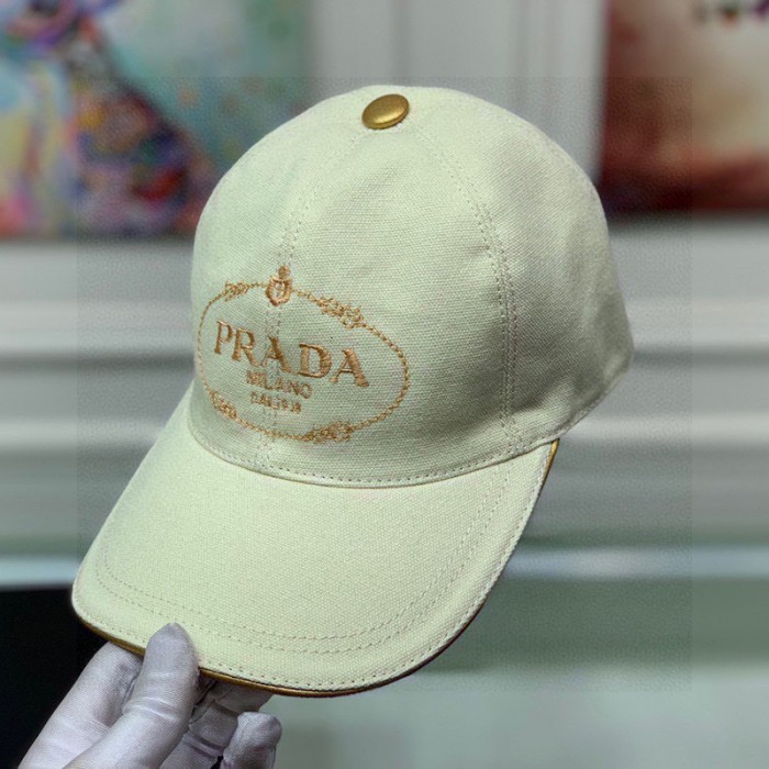 Pra*a cotton baseball cap beige