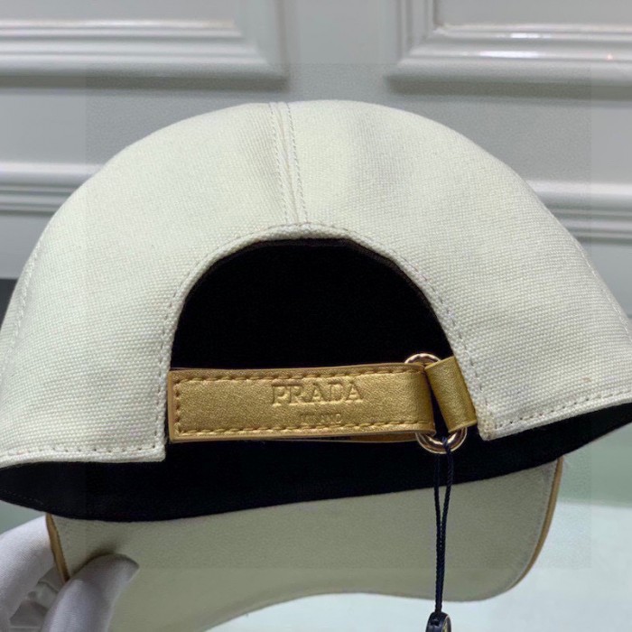 Pra*a cotton baseball cap beige