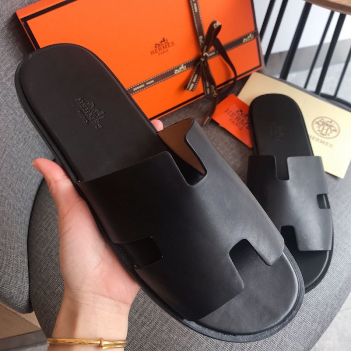 H**mes men izmir sandals in swift leather black