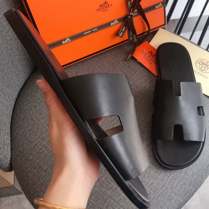 H**mes men izmir sandals in swift leather black