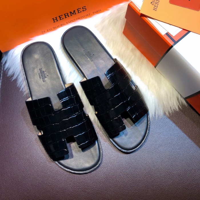 H**mes men izmir sandals in crocodile skin black