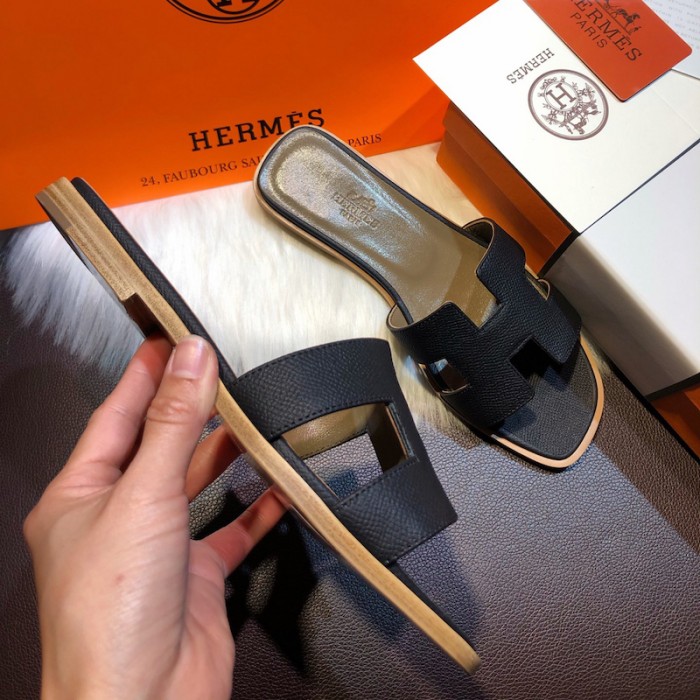 H**mes women oran sandals in epsom leather black