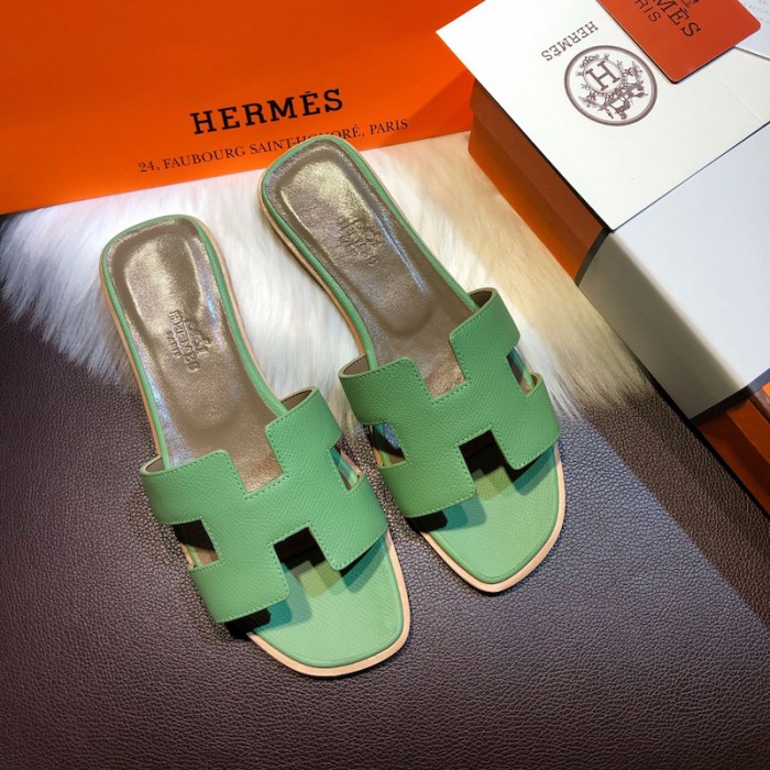 H**mes women oran sandals in epsom leather green
