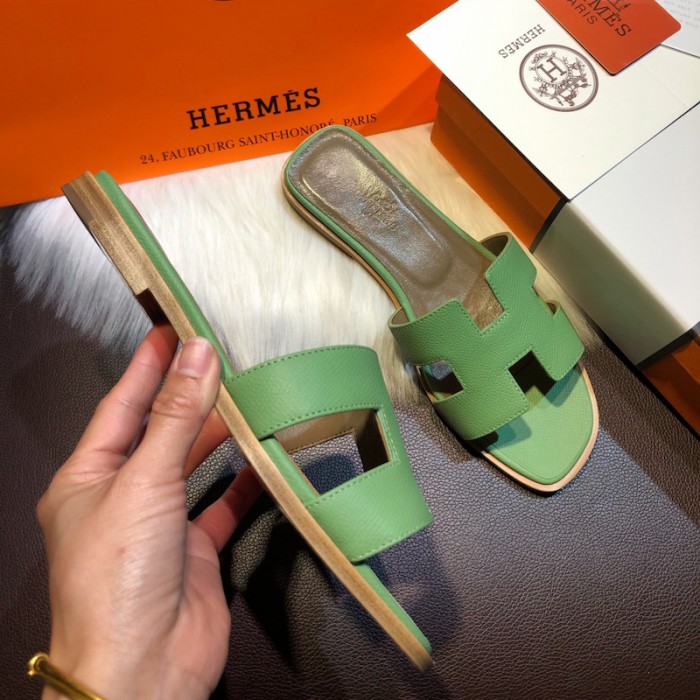 H**mes women oran sandals in epsom leather green
