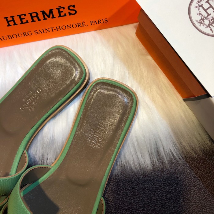 H**mes women oran sandals in epsom leather green