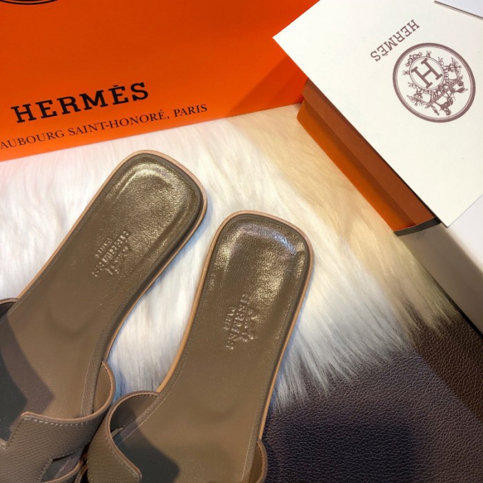 H**mes women oran sandals in epsom leather dark grey