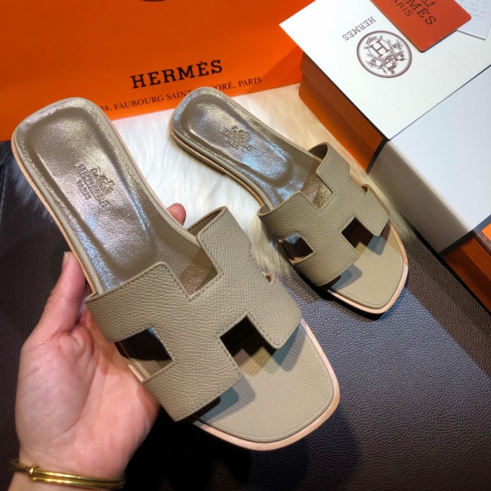 H**mes women oran sandals in epsom leather grey