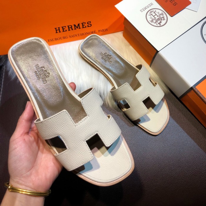 H**mes women oran sandals in epsom leather ivory