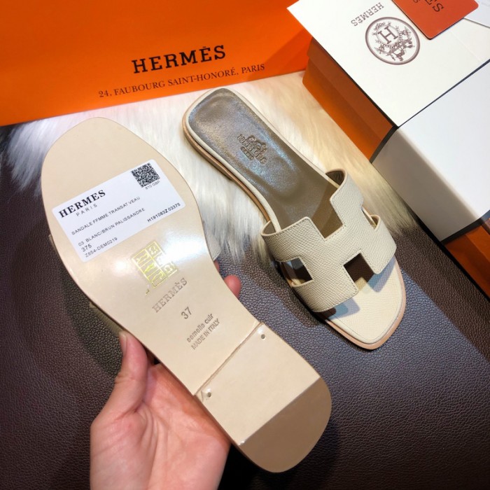 H**mes women oran sandals in epsom leather ivory
