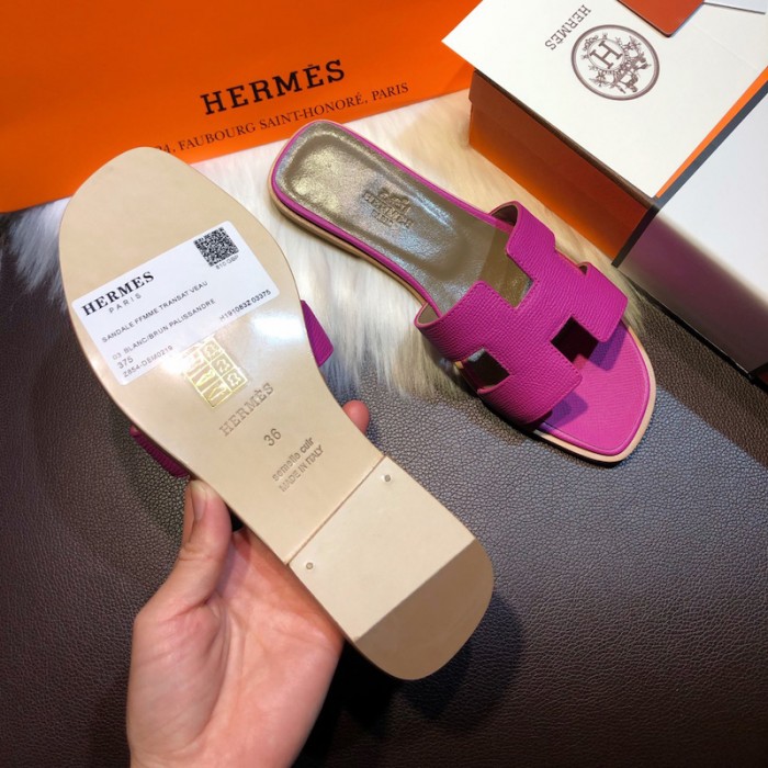 H**mes women oran sandals in epsom leather rose