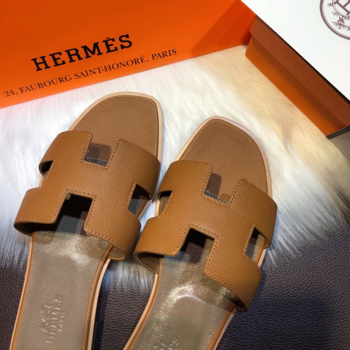 H**mes women oran sandals in epsom leather tan