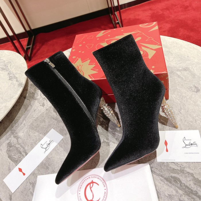 Ch**an louboutin lipbooty 100mm heel ankle boot black