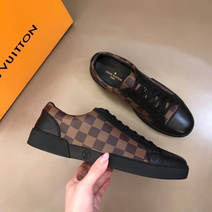 l**is V*t*n damier ebene match-up sneaker
