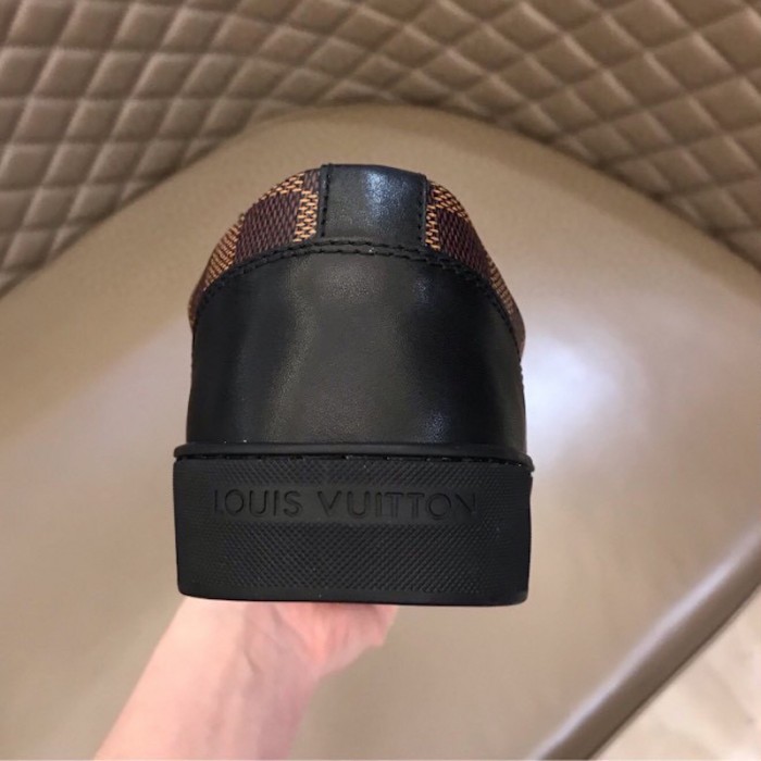 l**is V*t*n damier ebene match-up sneaker