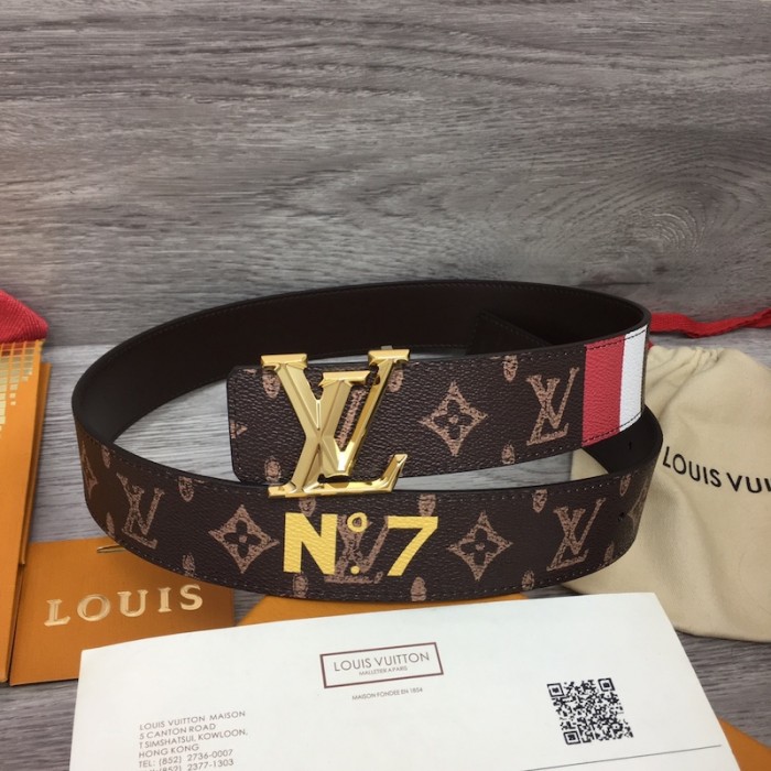 l**is V*t*n lv pyramide trunk l’Œil 40mm reversible belt m0499v