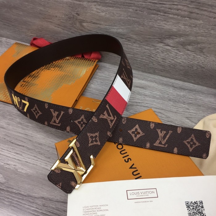 l**is V*t*n lv pyramide trunk l’Œil 40mm reversible belt m0499v